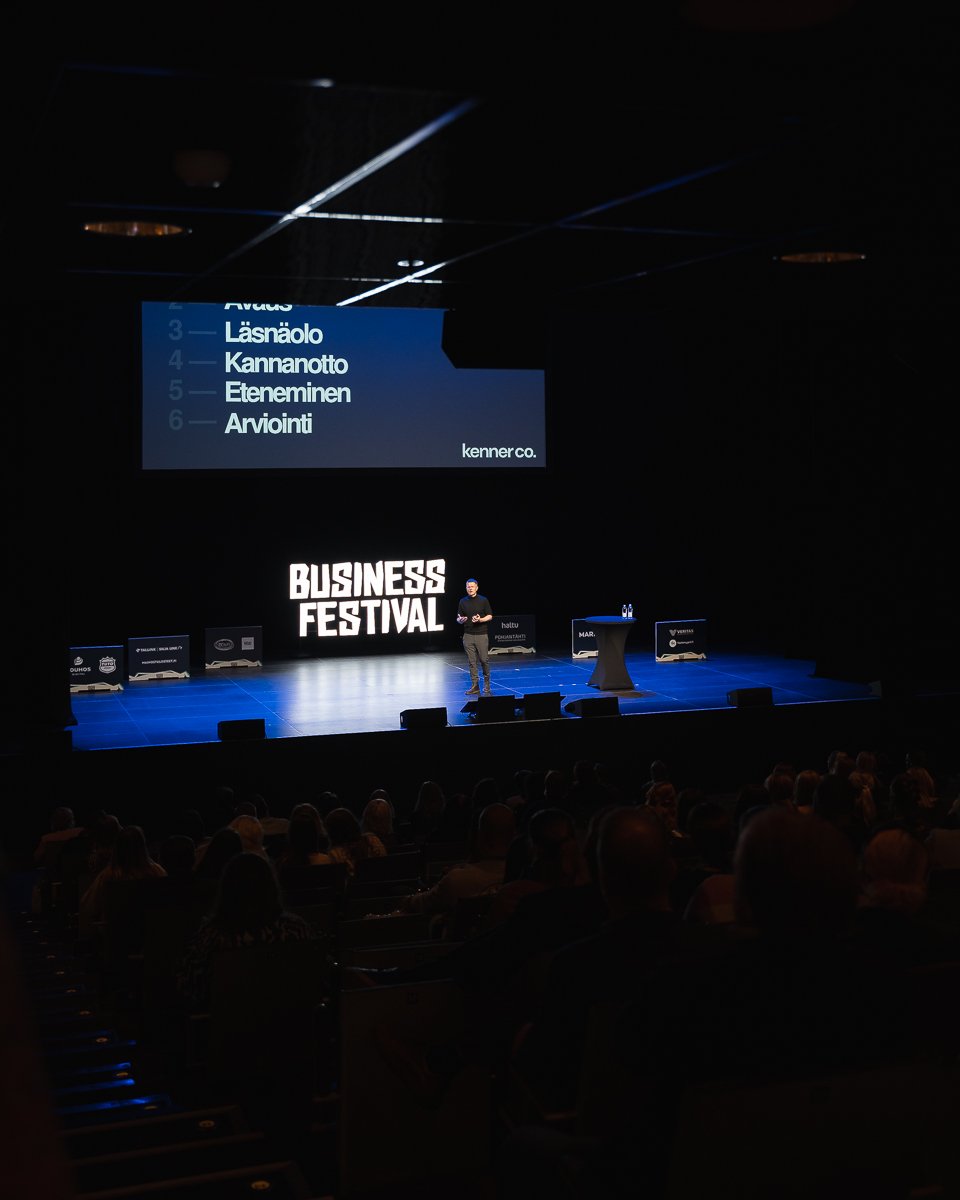 Timanttinen myyntikohtaaminen -keynote 